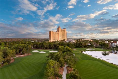 mcorz|Welcome to The Ritz.